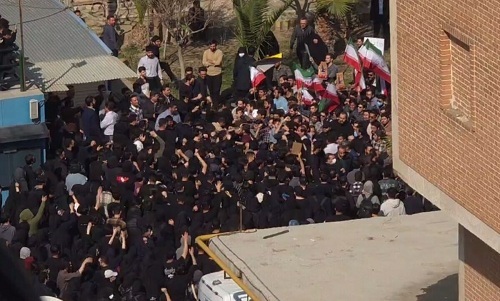 تجمع‌ دانشجویان در چند دانشگاه‌ تهران